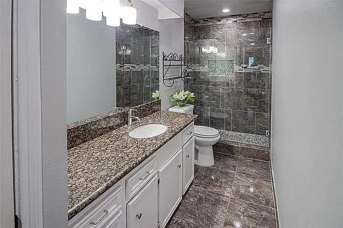 11526 Hornbrook Dr — Photo 10