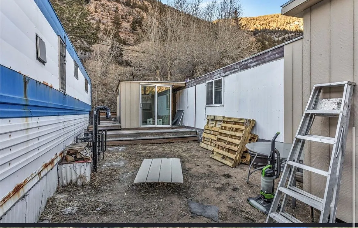 2 bed, 784 sqft, $1,600 — Photo 3