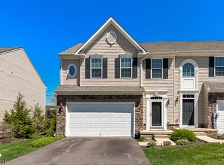 63 Washington Square Cir, Washington, NJ 07882