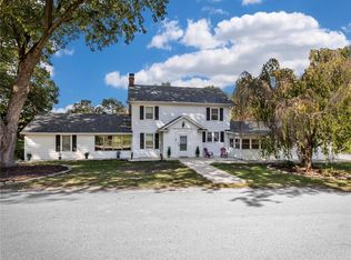 8 Ridge Ln, Belleville, IL 62223