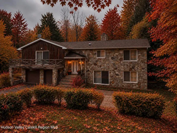 27 Chestnut Drive, Tannersville, NY 12485