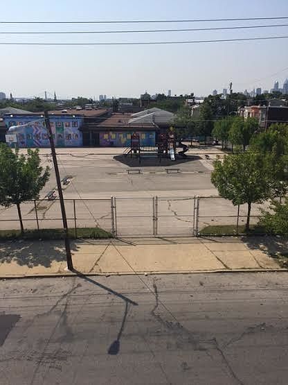 2nd image of 427 W Susquehanna Ave