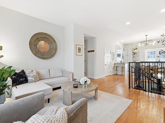 4th image of 295 4th St #1