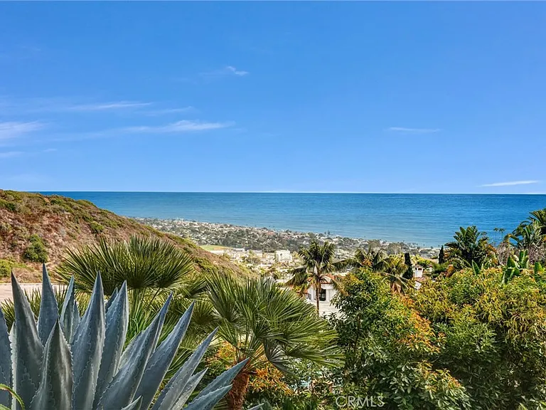 1326 Skyline Dr — Photo 48