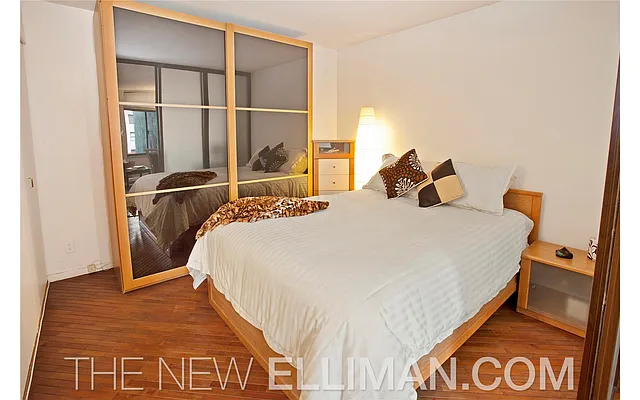 Rented by Douglas Elliman | media 38