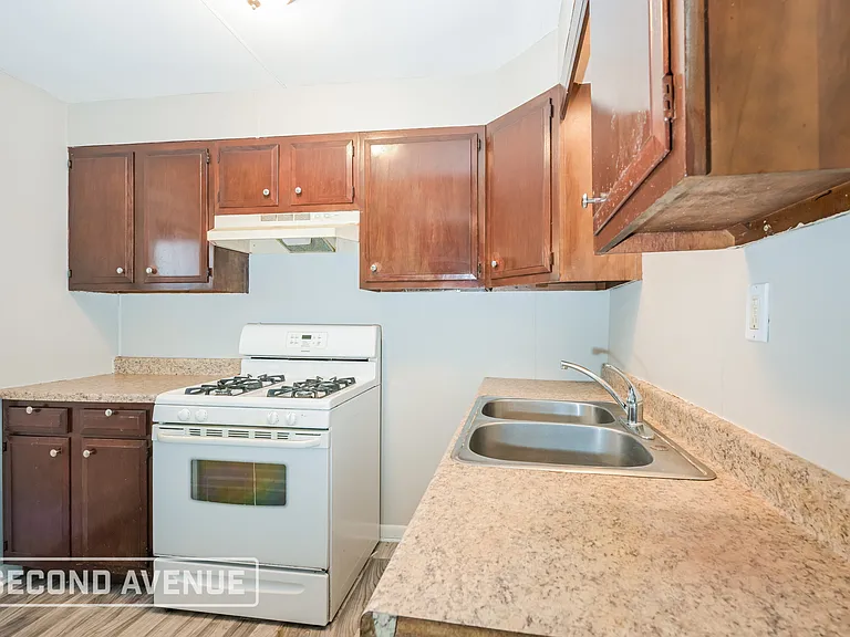 7645 Highland Ave — Photo 5