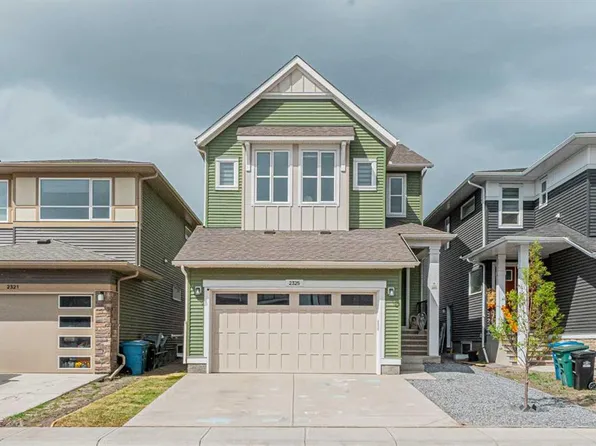 2325 S Lancaster Hts SE, Airdrie, AB T4A 3P3