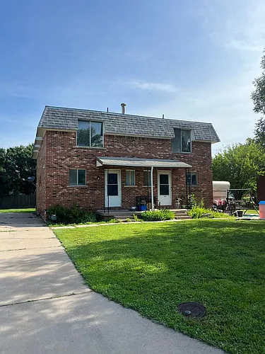 708 Cottonwood Ln Photo 1