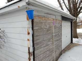 1131 Victoria Ave, Berkeley, IL 60163