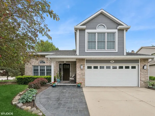 640 Yardley Ln, Hoffman Estates, IL 60169