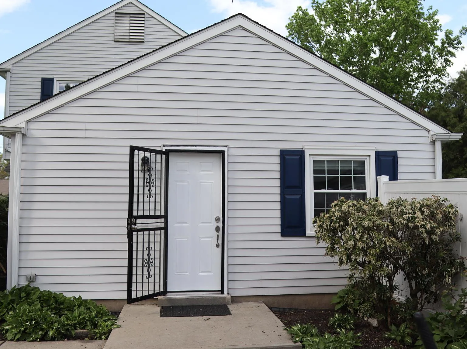 6 Vander Veer Dr — Photo 2