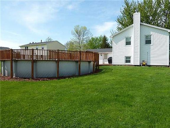 3rd image of 35 Highview Dr