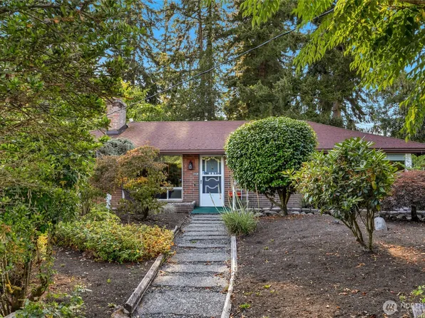 18820 51st Place W, Lynnwood, WA 98036