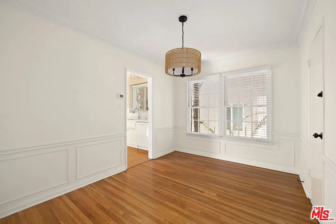 4 bed, 2.5 bath, $4,950 — Photo 4