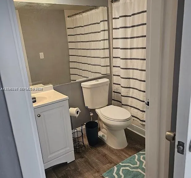 7601 E Treasure Dr #811 — Photo 16