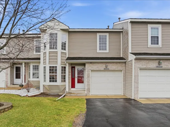 34305 N Homestead Rd, Gurnee, IL 60031