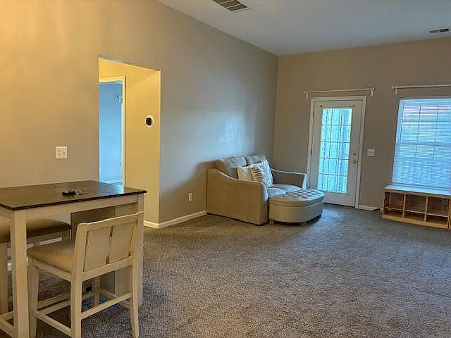 2692 S Knightsbridge Cir — Photo 9