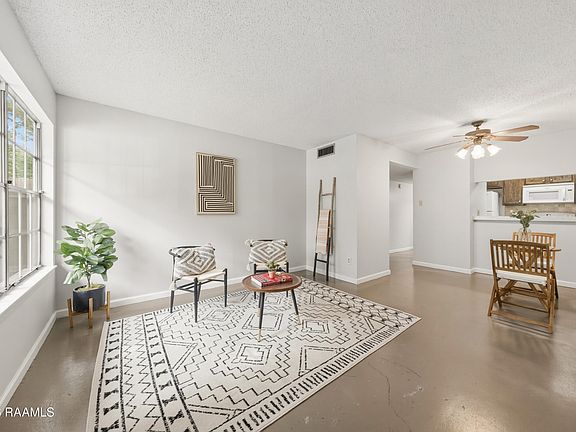 5th image of 300 Lozes Ave APT 1601