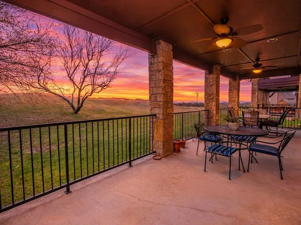 1101 Eagle Point Cir, Graford, TX 76449