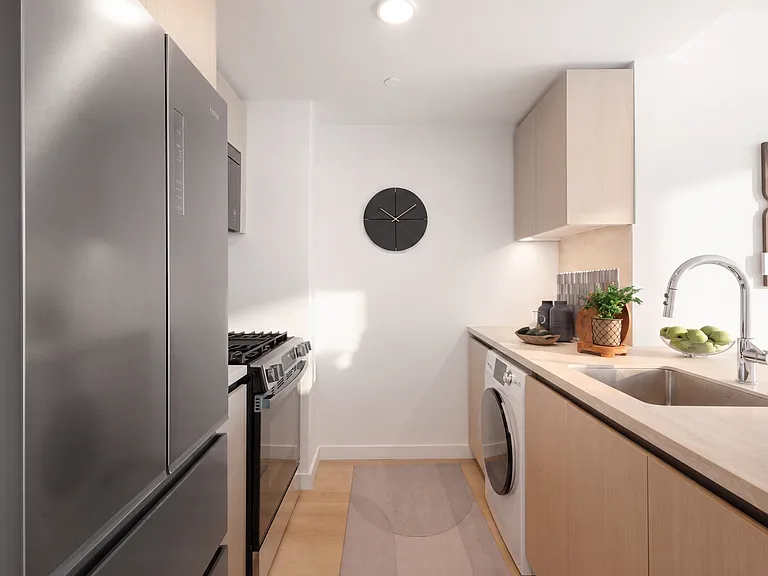 260 W 54th St #46G — Photo 3