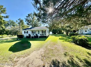 133 Kellumtown Rd, Hubert, NC 28539