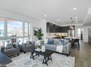 1632 Fitzwater St, Philadelphia, PA 19146
