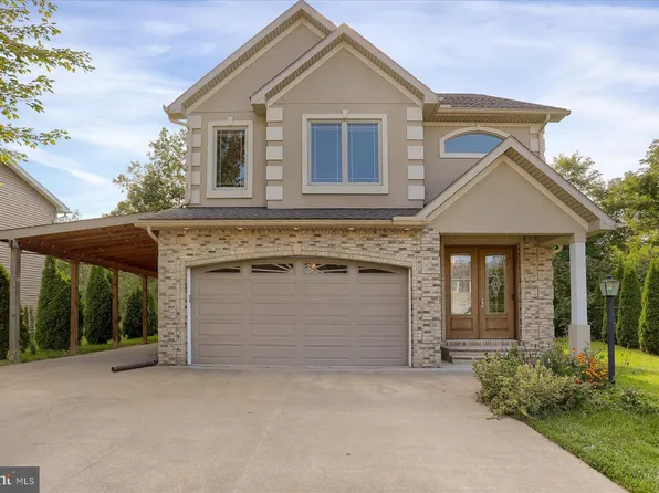 186 Whisper Ridge Dr, Port Matilda, PA 16870