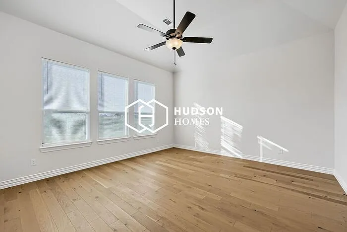2521 Tyler Wade Trl — Photo 5