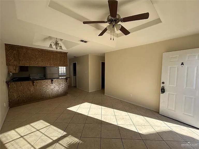 315 W Albatross Ave #A — Photo 14