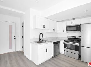 1610 S Beverly Glen Blvd #10, Los Angeles, CA 90024
