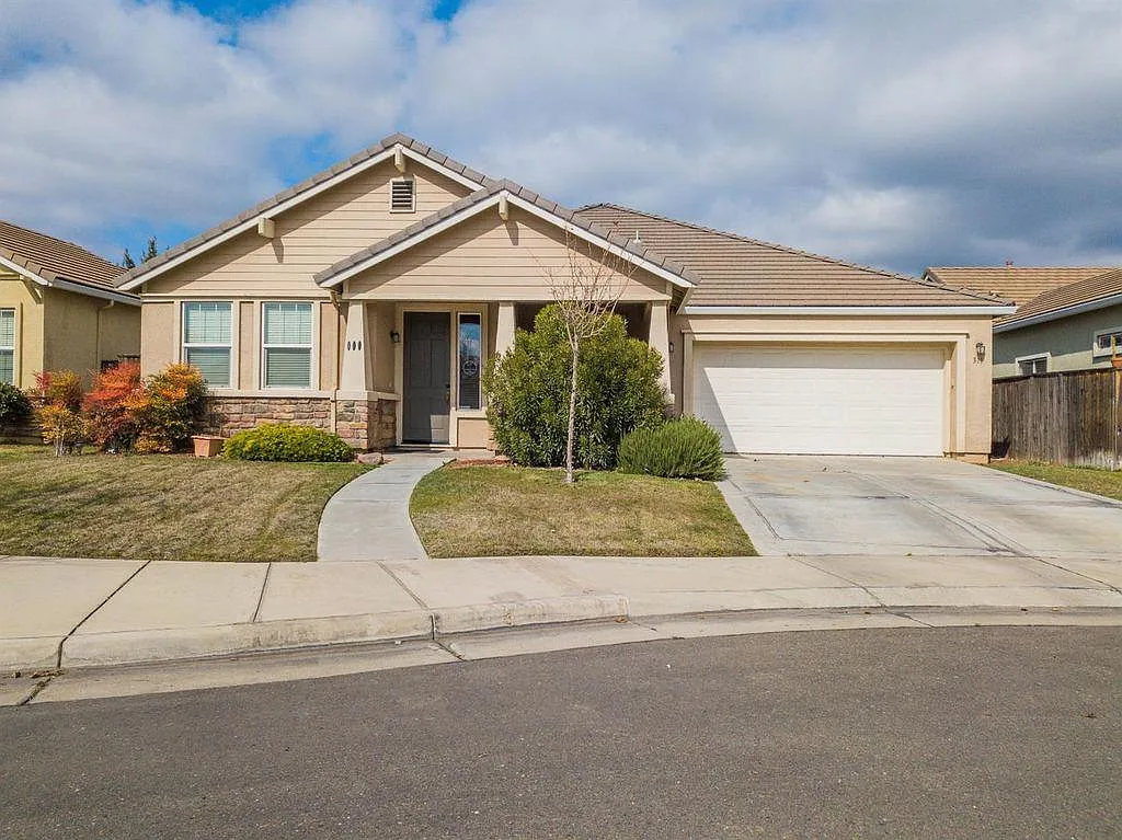 311 Ellison Ct photo 1