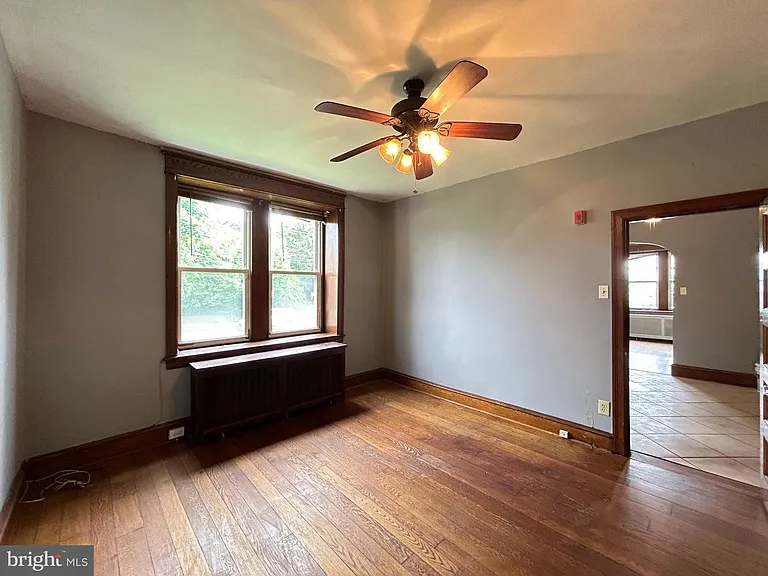 6370 Oxford Ave #B — Photo 7