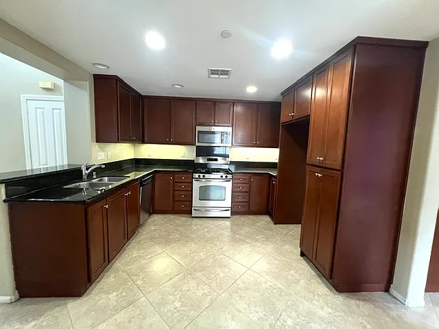 12346 Hollyhock Dr #4 — Photo 7