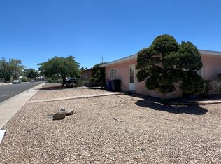245 Grove St NE, Albuquerque, NM 87108