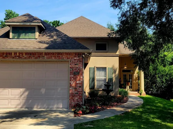 7912 Ewa Ct, Diamondhead, MS 39525