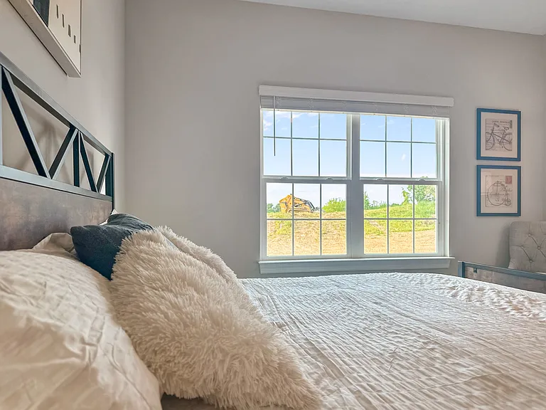 1621 Spring Berry Ln — Photo 37