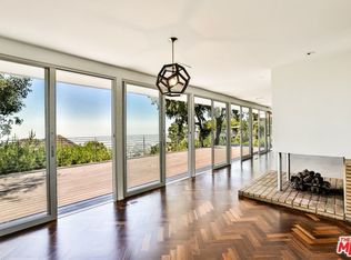 2433 Solar Dr, Los Angeles, CA 90046