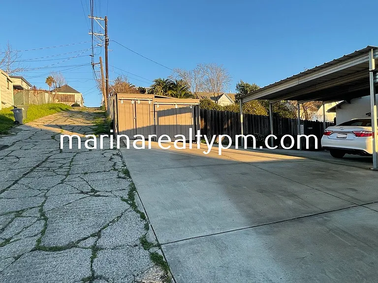 114 Carolina St #B — Photo 20