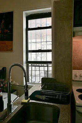 Rented by Urban Real Estate Property Group Inc | media 16