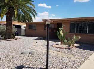 8950 E Rosewood St, Tucson, AZ 85710