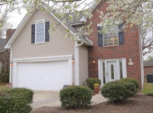 1310 Lark Ln, Hanahan, SC 29410