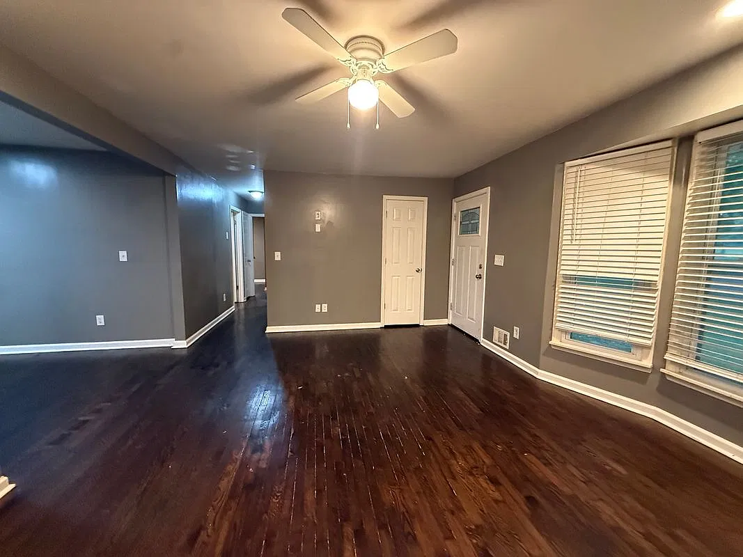 3 bed, 2.0 bath, 1243 sqft, $1,650 — Photo 4