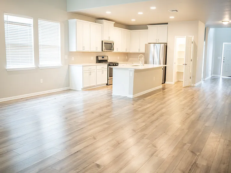 532 Arrowhead Vine St — Photo 3