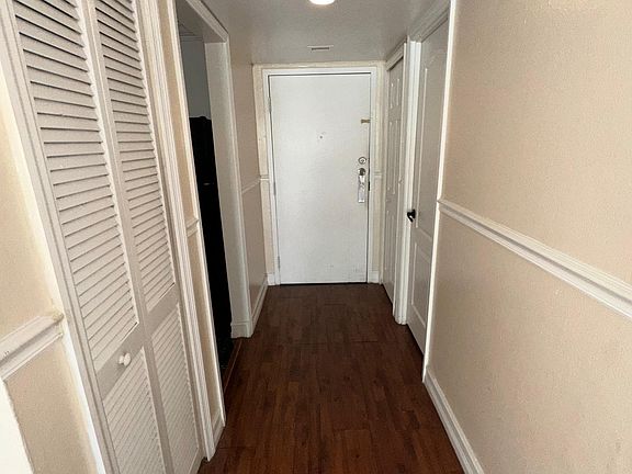 2nd image of 498 NW 165th St Unit 207-1