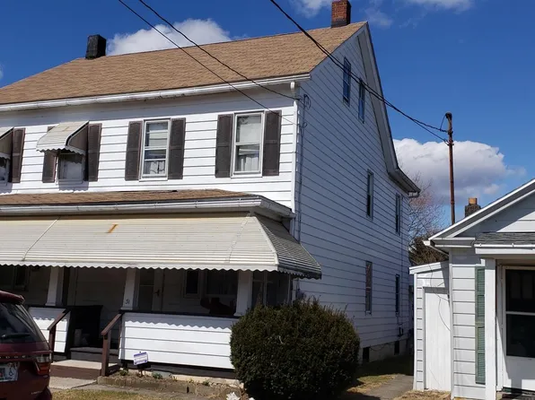 31 E Maple St, Tresckow, PA 18254