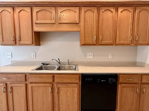 3275 Twelve Oaks Blvd — Photo 9