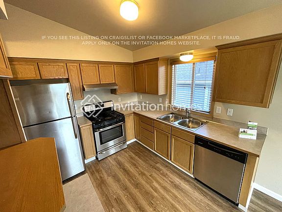 4th image of 4603 60th Dr NE