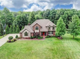 2929 Kings Gate Blvd, Beavercreek, OH 45431
