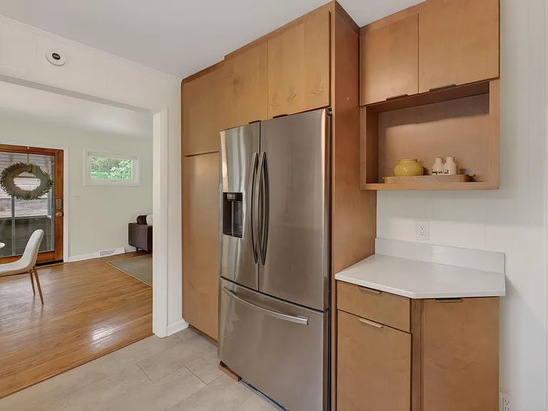 1408 Baker St #A — Photo 11