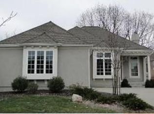 11875 S Carriage Rd, Olathe, KS 66062